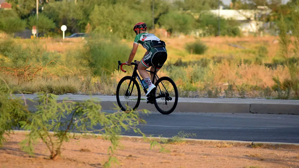 Ciclistas heermosillo-Carlos Villalba (3)